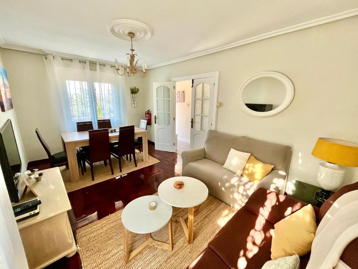 La Casa De La Buganvilla Хихон Экстерьер фото